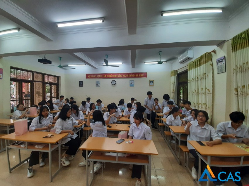 55-giai-phap-moc-chia-khoa-chua-qr-blockchain-duoc-ung-dung-tai-tap-the-lop-a2-k19-thpt-mong-duong-quang-ninh-2.jpg